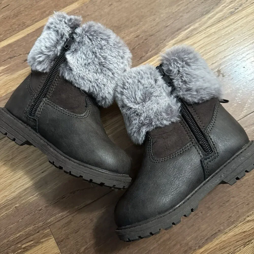 OshKosh B’Gosh Empress Boots, Faux Fur, Faux Leather, Toddler Size‎ 6